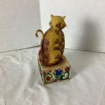 Lot. 6026. Vintage Cat Nesting Dolls & Statues