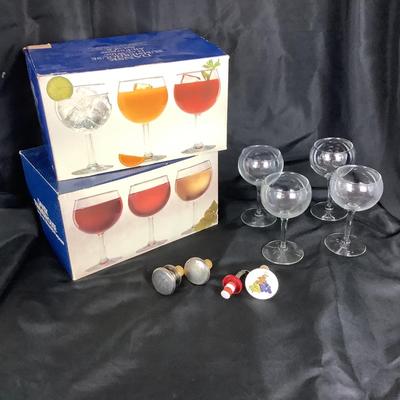 Lot. 6028. Lot of Dansk and Pfaltzgraff Wine Glasses