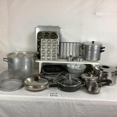 Lot 6032. Lot of Vintage Aluminum & Stainless Steel Pots & Pans