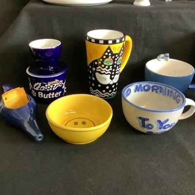 Lot. 6034. Dela-ware Hand Colored Enamel 10â€ Pot, Delano Studios, Mrs. Rabbit & Family  / Mexicans Talavera Terracotta Pottery...
