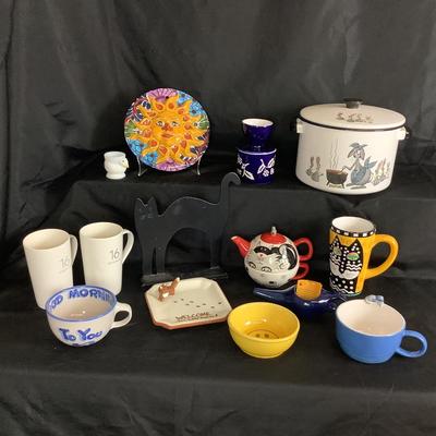 Lot. 6034. Dela-ware Hand Colored Enamel 10â€ Pot, Delano Studios, Mrs. Rabbit & Family  / Mexicans Talavera Terracotta Pottery SunFace...