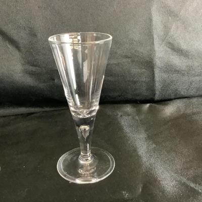 Lot. 6038. Set of Six Beautiful STEUBEN 7924 Claret Wine Glasses