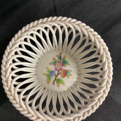 Lot  6049. Pair of Vintage Herend  HVNGARY Hand Painted Petite Floral Porcelain Basket Weave Dish/Bowl