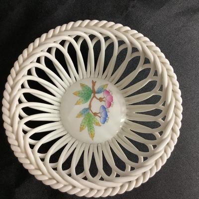 Lot  6049. Pair of Vintage Herend  HVNGARY Hand Painted Petite Floral Porcelain Basket Weave Dish/Bowl