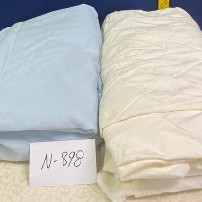 2 sets of Queen Sheets