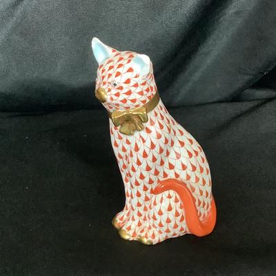 Lot. 6057 Vintage Herend HVNGARY  Hand Made/ Hand Painted Rust Cat with Bow