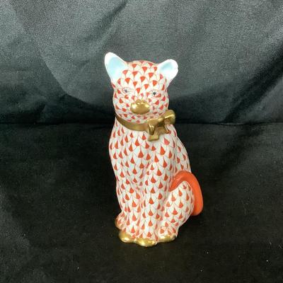 Lot. 6057 Vintage Herend HVNGARY  Hand Made/ Hand Painted Rust Cat with Bow
