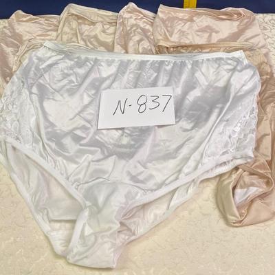 Vanity Fair 8/XL Panties