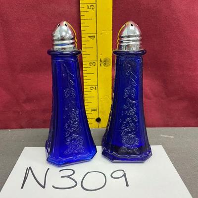 Cobalt blue salt & pepper shakers