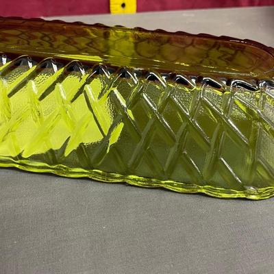 Vintage retro avocado Indiana glass bowl