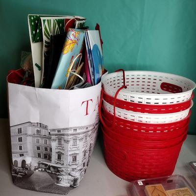 Arts & Crafting Supplies