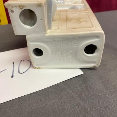 1989 House of Lloyd music box