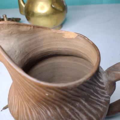 Brass & Pottery Home Decor