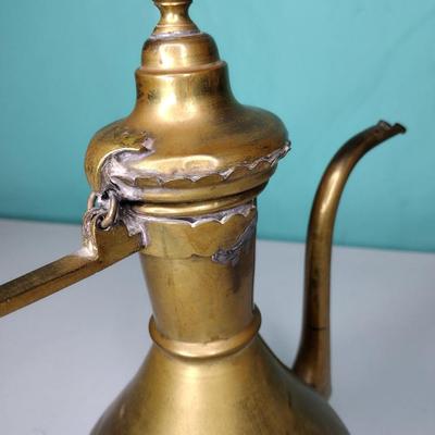 Brass & Pottery Home Decor