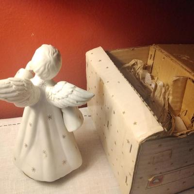 COLLECTIBLE VTG ROTATING MUSICAL ANGEL SILENT NIGHT SCHMID BROS  W/ BOX