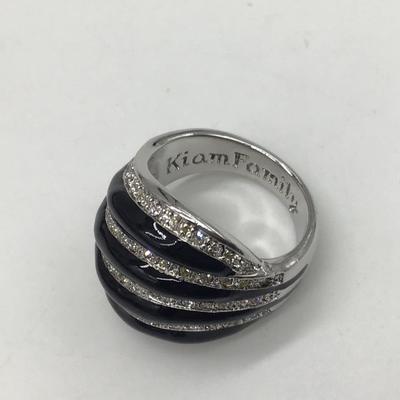 Vintage Large Black Enamel Rhinestone Ring “Kiam Family”