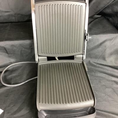 Lot. 6018. Breville Panini Grill and cheese grater