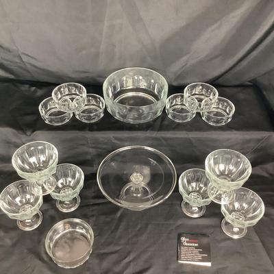 Lot. 6059 Arcoroc France & Glass Dimensions Lot