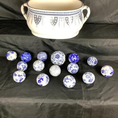 Lot 6060. Vintage Large Blue / White Ironstone Foot Bath & Decorative Blue / White Porcelain Balls