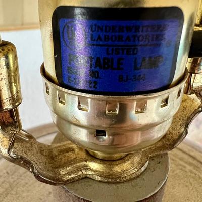 French Provincial Style Table Lamp (DR-JM)