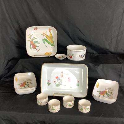 Lot. 6063. Fifteen Piece Set of Fruit Oven to Table Evesham Royal Worcester