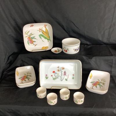 Lot. 6063. Fifteen Piece Set of Fruit Oven to Table Evesham Royal Worcester