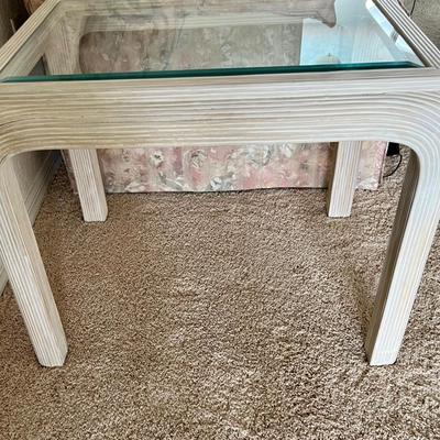 White Wood and Glass End Table  (DR- JM)
