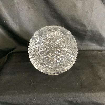 Lot. 6065 Waterford Crystal Lismore Rose Bowl/Vase