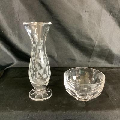 Lot 6066 Waterford Marquise Miniature Heart Bud Vase & Sheila  Cut Finger Bowl