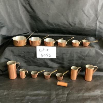 Lot 6086 Lot of Copper & Brass Measuring Cups