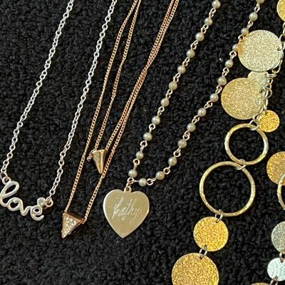 Lot of necklaces