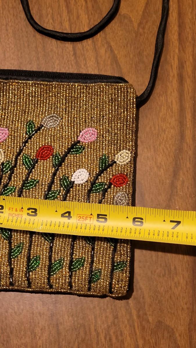 Lot 170 Vintage Beaded Flower Bag