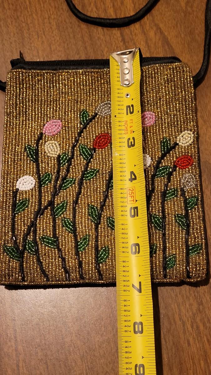 Lot 170 Vintage Beaded Flower Bag