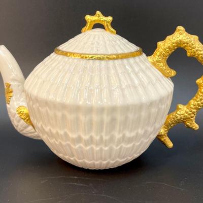 Limpet Yellow teapot by BELLEEK POTTERY (IRELAND) porcelain china