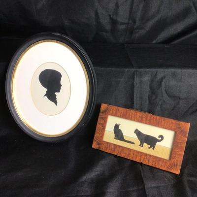 6092 Wendy Wubbels Hand-cut Cats Silhouette & Black Oval Framed Silhouette