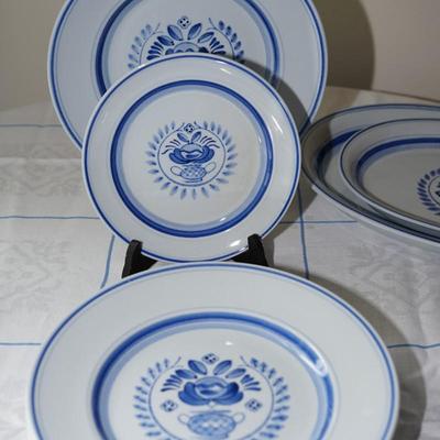 'BLUE ROSE ' ARABIA HAND PAINTED DINNERWARE -PORCELAIN FINLAND