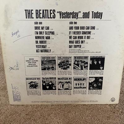 Beatles Yesterday and Today Capital T 2553