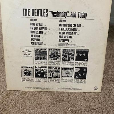 Beatles Yesterday and Today Capital T2553