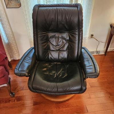 Ekornes Stressless Leather Recliner Chair