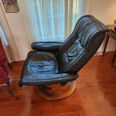 Ekornes Stressless Leather Recliner Chair