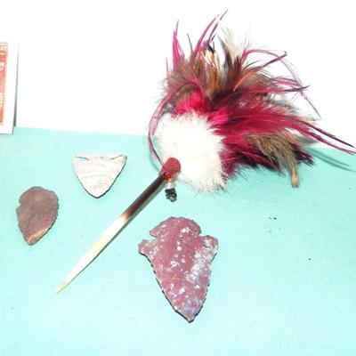 ARROW HEADS AND NATIVE AMERICAN ITEMS