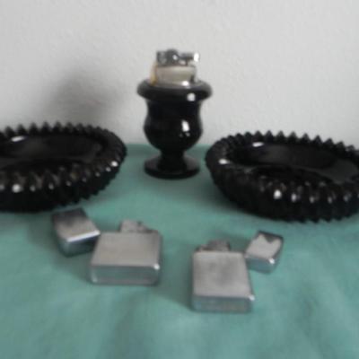 BLACK TABLE LIGHTER AND TIERRA ASHTRAYS