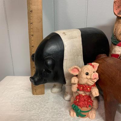 LOT 66R: Collectible Telle M.Stein 2003 Christmas Pig & More
