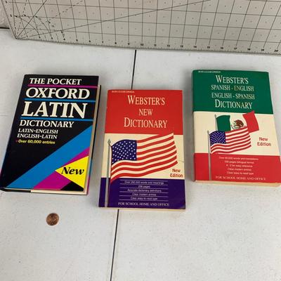#53 Websters Spanish-English, New Dictionary & Oxford Latin