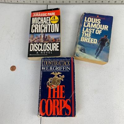 #62 Louis L'amour, The Corps & Disclosure- Paperback Books