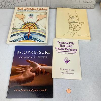 #232 Acupressure, The Divining Hand, Foot Reflexology & Essential Oils