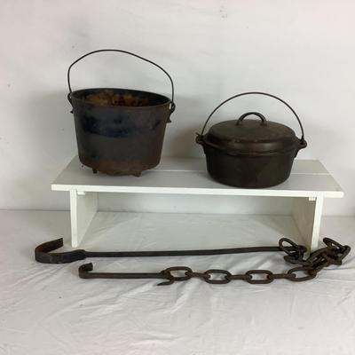 Lot. 6107  Vintage Cast Iron Pots