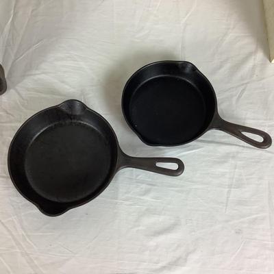 Lot. 6108. Lot of Vintage Cast Iron Skillets & Muffin Pan