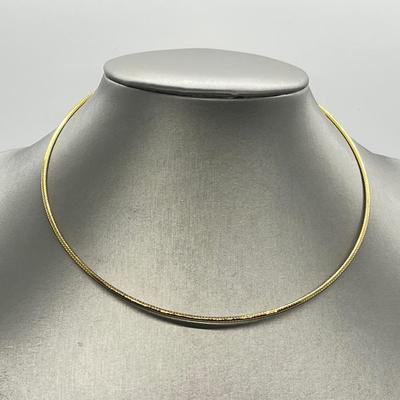 LOT 203: Mixed Lot of Necklaces and Pendants (No Boxes)