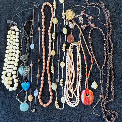 Necklace lot
